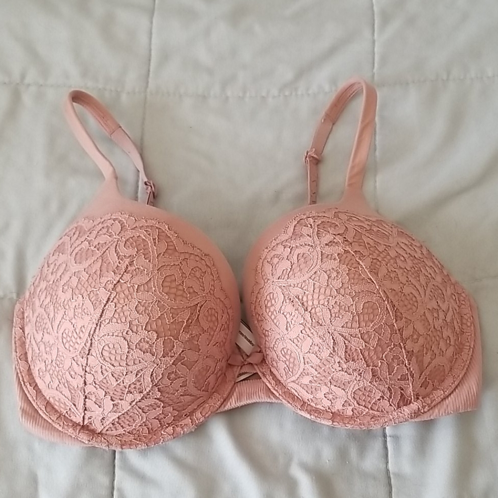 Victoria's Secret Push Up Bra 34DD